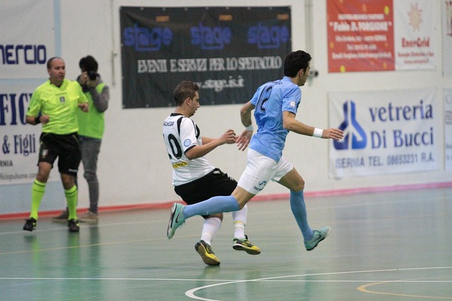 小组第一和 小组第一和